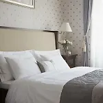 Almandine شقة فندقية 4*