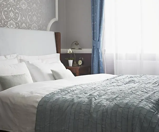 Lägenhetshotell Almandine 4*