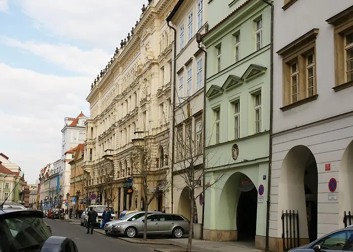Almandine 4* Prag