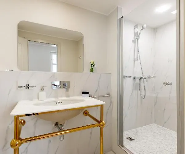 Lägenhetshotell Almandine 4*
