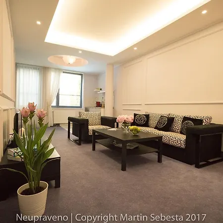 Apartahotel Almandine Praga