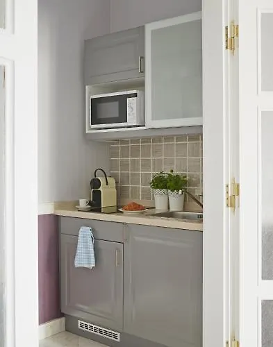 Aparthotel Almandine Prague